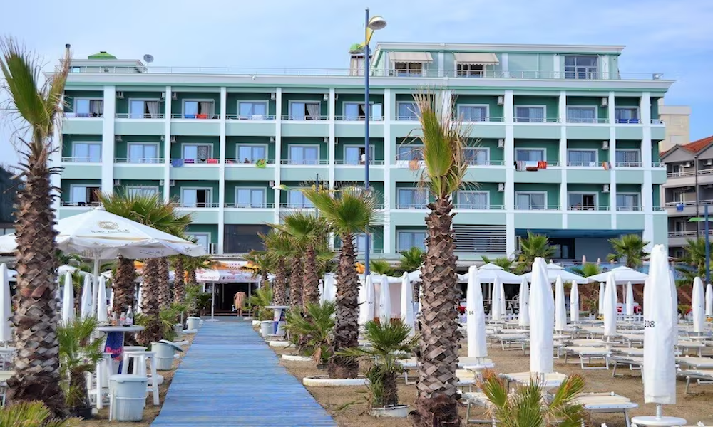 Vivas Hotel 4*